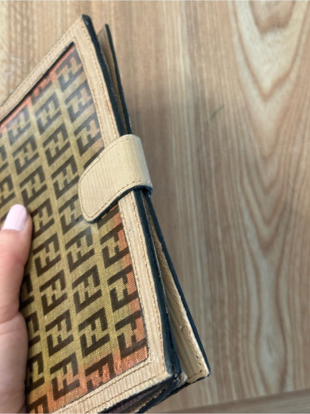 Auth Fendi kisslock leather Ling wallet Vintage - Picture 10 of 12